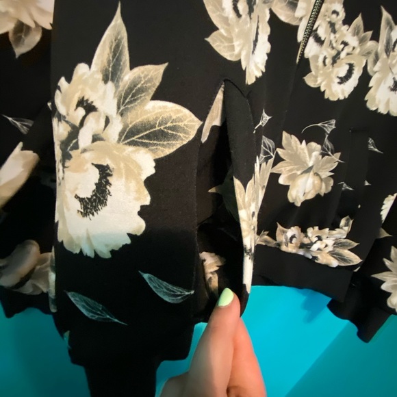 Floral bomber jacket - Picture 2 of 4